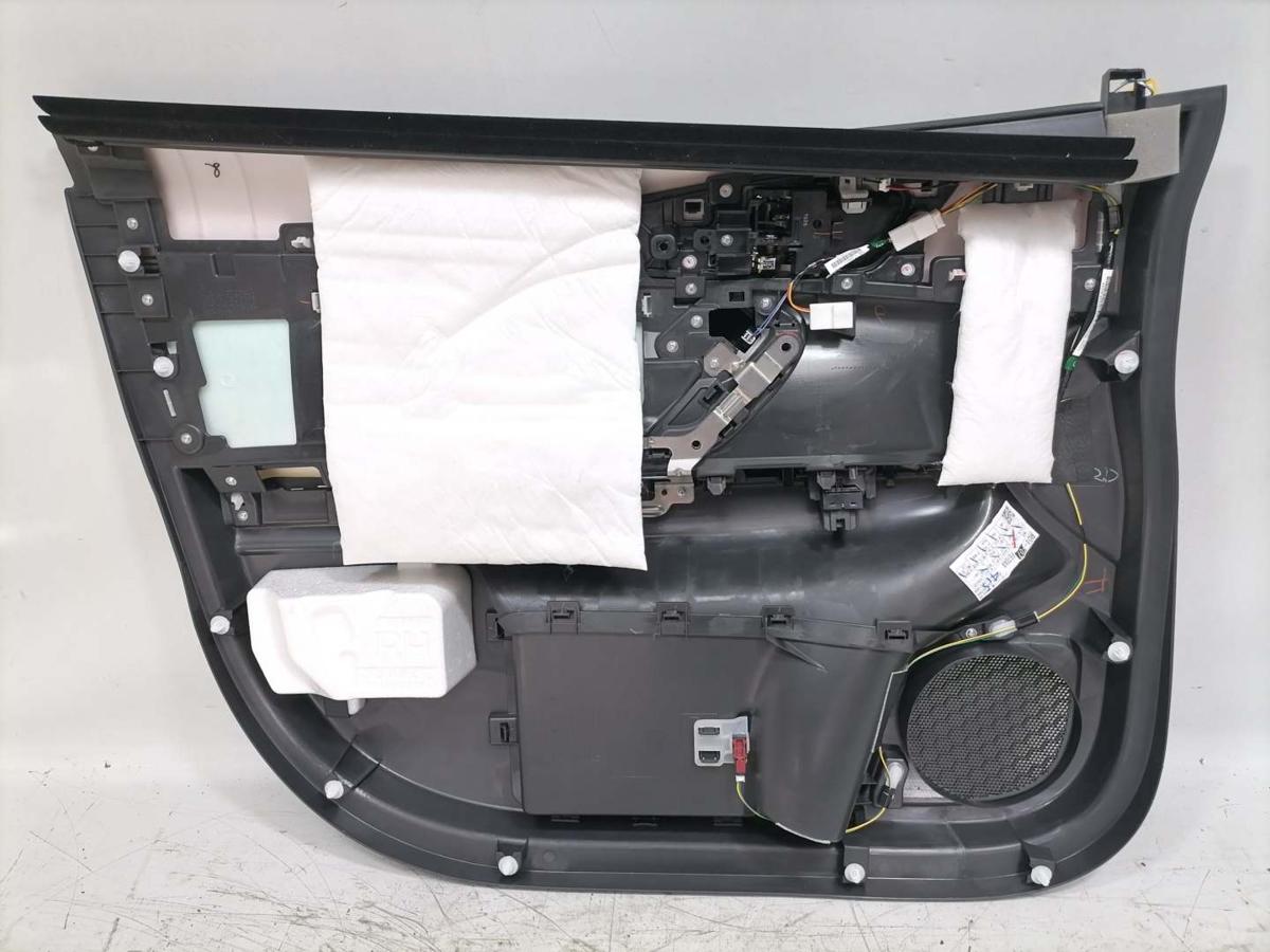 Mitsubishi Eclipse Cross original T&uuml;rverkleidung vorn rechts Facelift Bj.2023